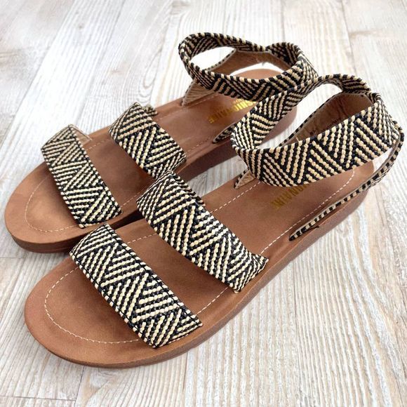 cushionaire Shoes Cushionaire Indego Stretch Sandals Black Raffia Size 8 Poshmark